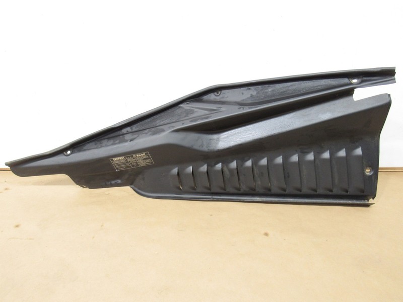 Ferrari 458 Italia 2011 Rear Left Engine Bay Vented Trim Cover Panel 09-15 |:Y
