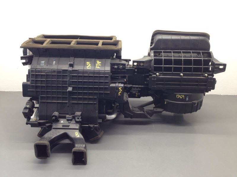 AC Evaporator Heater Core Housing Box Fits 2009-2011 Hyundai Genesis Sedan 66003
