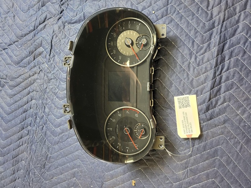 Used Oem Kia Speedometer Gauge Cluster 94001-J5370 for 2019-2020 Stinger 2.0 RWD
