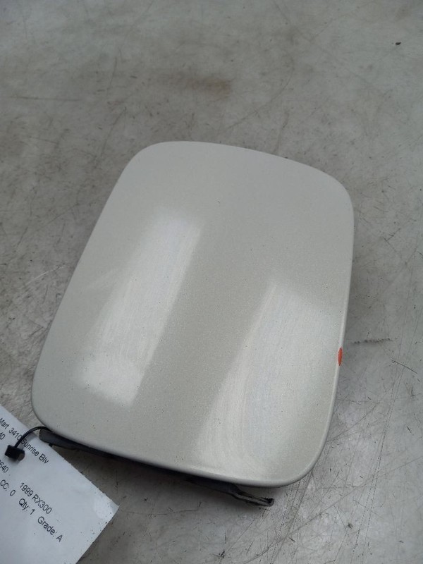 99 LEXUS RX300 STD FUEL FILLER DOOR WHT-057 543705
