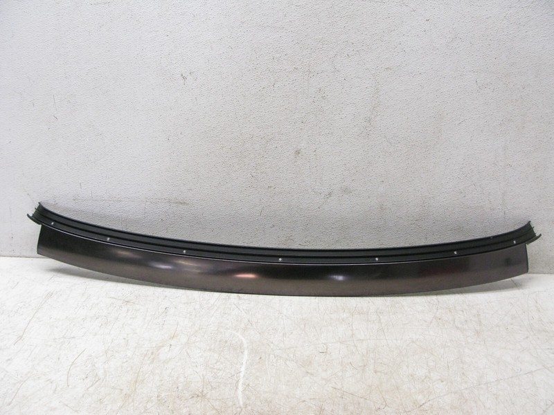 98-03 Mercedes W208 CLK320 CLK430 Front Convertible Roof Top Cover Trim 81623D