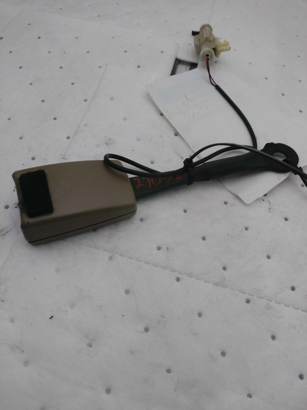 2007 Ford Five Hundred Green Used Seat Belt OEM 6F9Z7461203BC 195k Miles