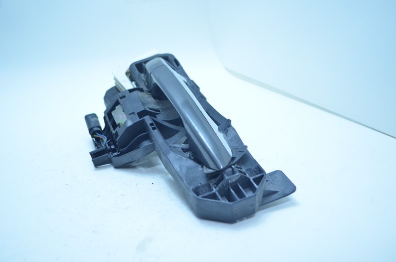 07-13 MERCEDES W221 S550 FRONT RIGHT PASSENGER SIDE EXTERIOR DOOR HANDLE OEM