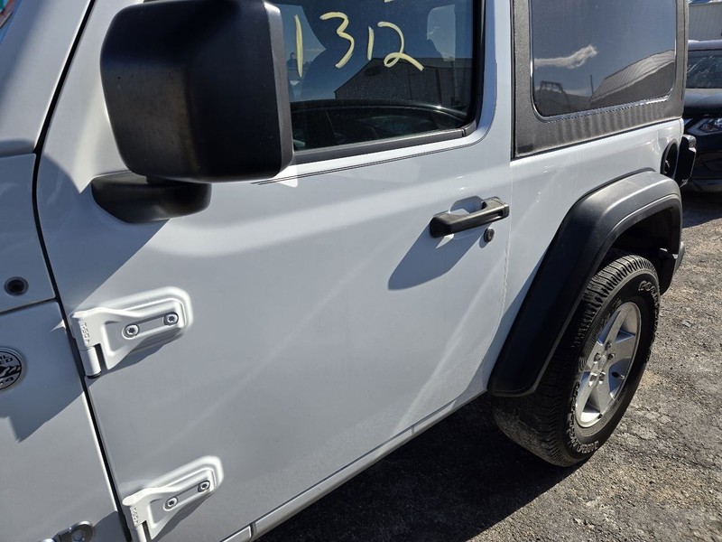 Driver Front Door Full Door Manual Window Fits 18-24 WRANGLER 3592281