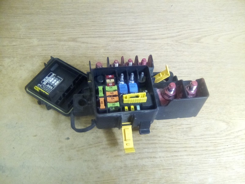 International MV 4262319C93 PDM Fuse Box