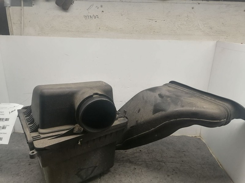 Air Cleaner 2.7L Turbo Fits 15-17 FORD F150 PICKUP 1530594