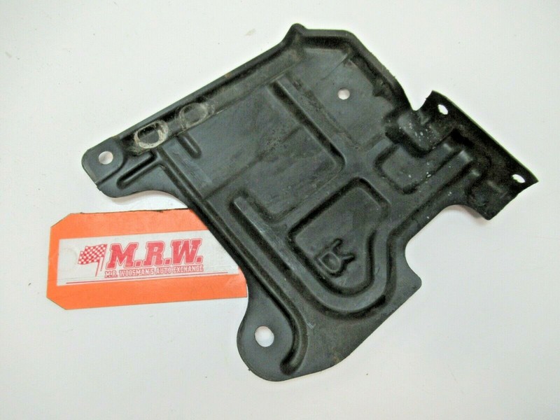 PLASTIC COVER SPLASH SHIELD FRAME RAIL FRONT AXLE RIGHT PASSENGER R for G35 350Z