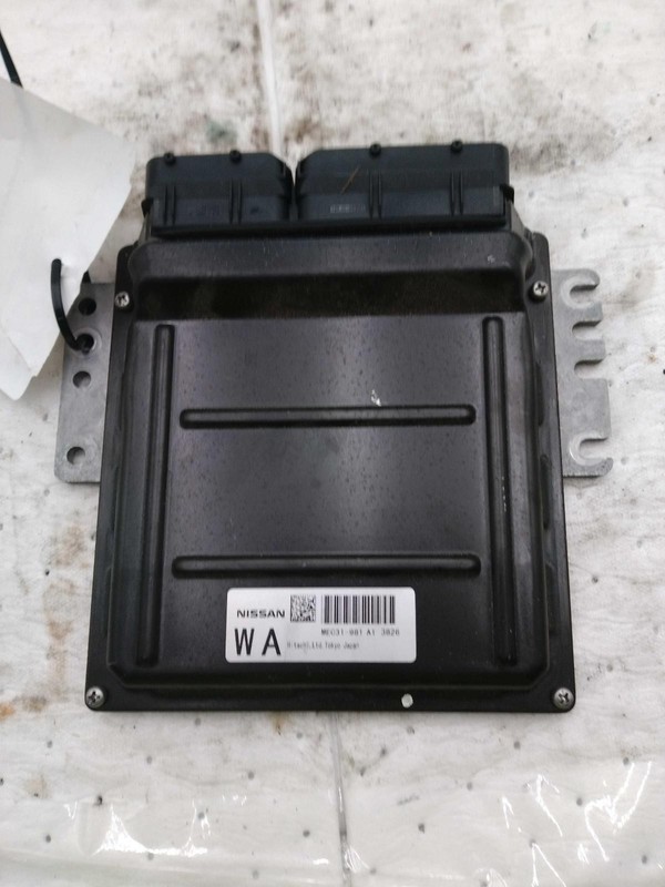 2004 INFINITI G35 Engine Control Module ECM OEM 23710AC400 Used 241K Miles
