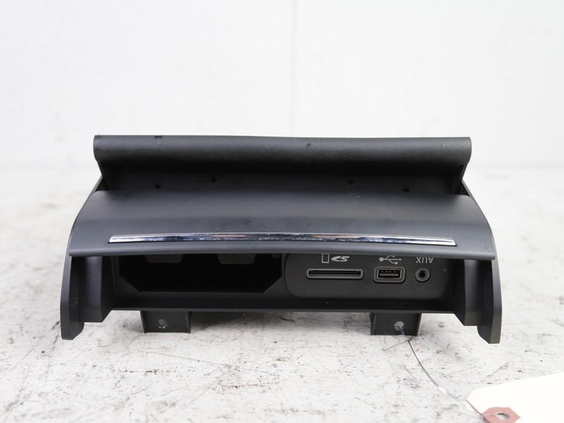 14-17 MASERATI GHIBLI CENTER LOWER SD CARD USB MEDIA INSERT TRIM OEM 52K