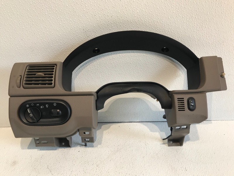 02-05 Mountaineer Explorer Speedometer Instrument Cluster Dash Trim Bezel OEM