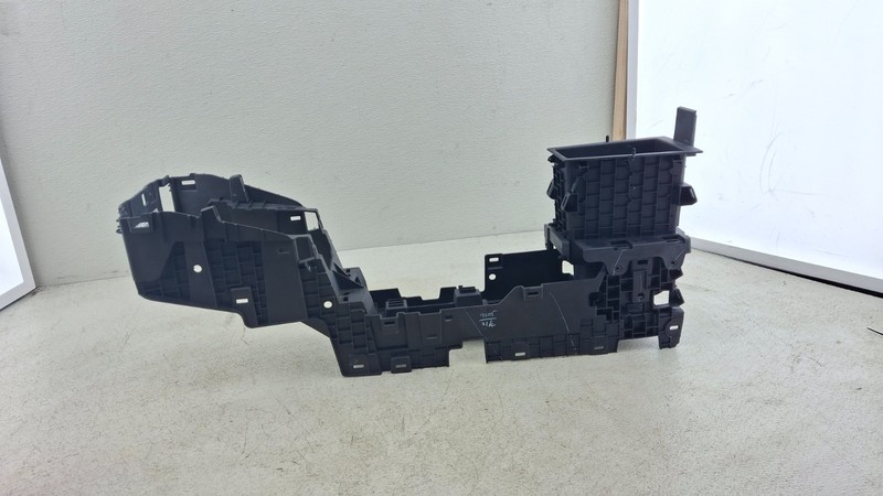 2018 - 2022 FORD ECOSPORT CENTER CONSOLE BASE FRAME BODY BRACKET SUPPORT OEM