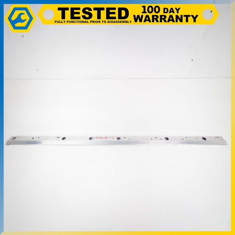 10-19 JAGUAR XJ XJL LWB RIGHT SIDE EXTERIOR SKIRT ROCKER MOLDING BRACKET OEM