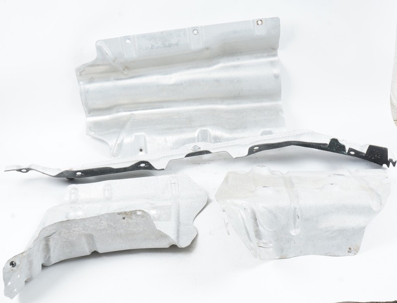 2010 + 2020 Bentley Mulsanne Muffler Silencer Heat Shield Cover Set