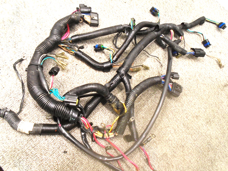 EFI & IGNITION WIRE HARNESS ASSY 825433A8 MERCURY MARINER 225-250HP OUTBOARD