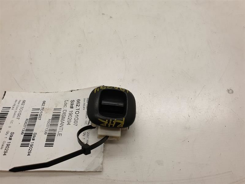 2007 TOYOTA YARIS PASSENGER SIDE REAR DOOR WINDOW SWITCH