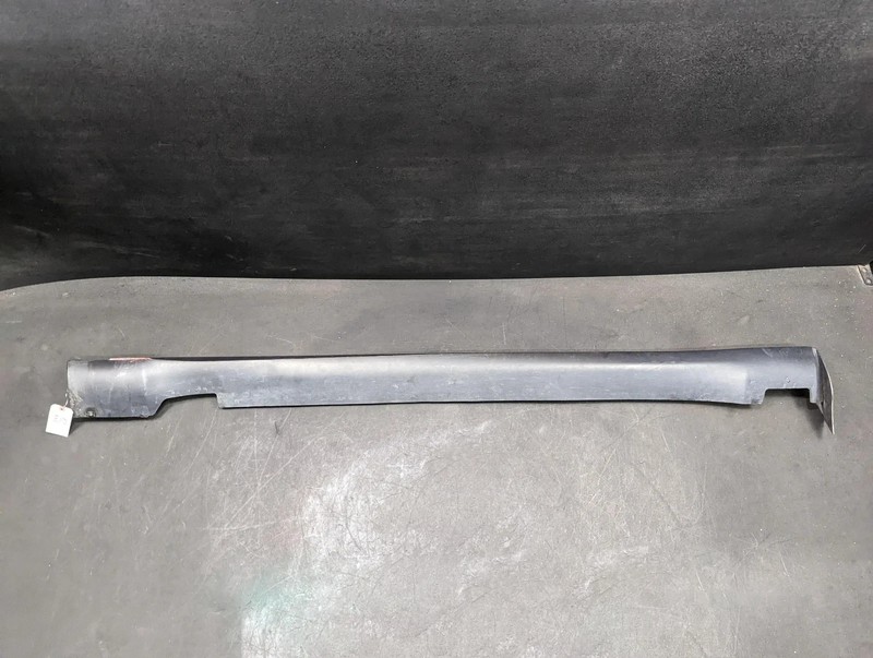 Left Rocker Panel Molding 2018 Jeep Cherokee 1YW37RXFAH 2014 2015 2016 - 2023 X
