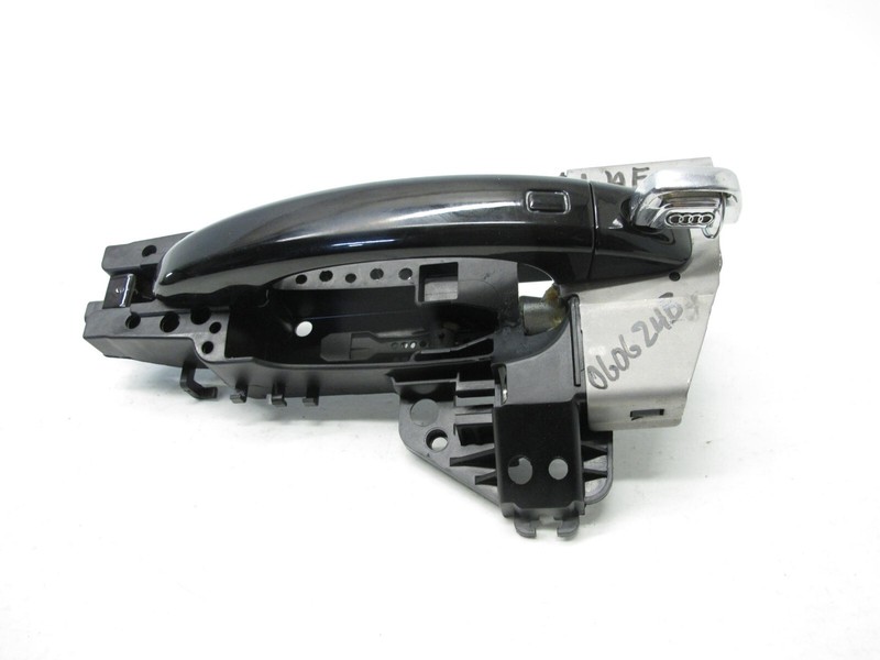 09-16 AUDI B8 A4 S4 SEDAN DOOR OPEN HANDLE FRONT DRIVER LEFT KEY OEM 060624B