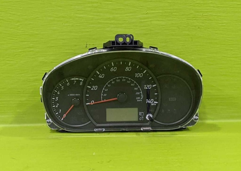 17 18 19 20 MIRAGE SDN SPEEDOMETER CLUSTER MPH 35K MILES OEM 3856-1