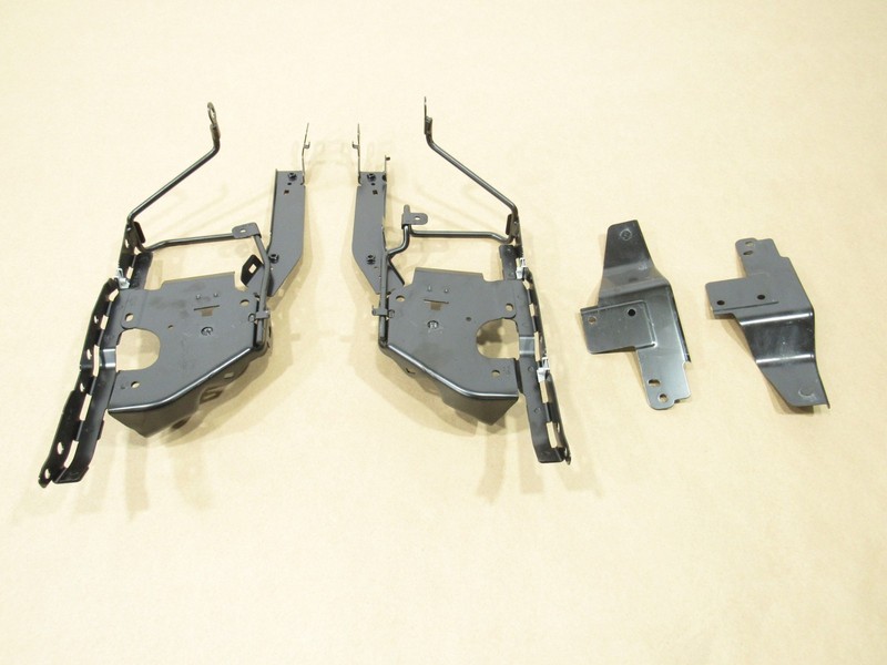 Land Range Rover Evoque 2023 Rear Bumper Seat Mount Bracket Set 4 PCS 20-24 ;:A