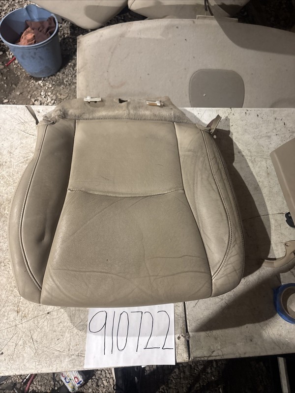 2006-2008 Lexus RX350 RX400H Front Drivers Side Lower Seat Cushion OEM
