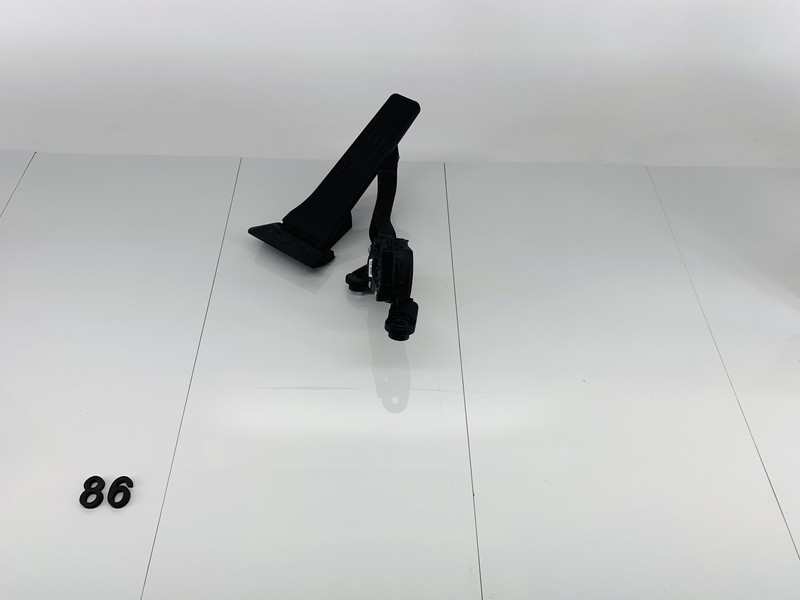 13-17 HYUNDAI ELANTRA GT 2.0L GASOLINE ENGINE ACCELERATOR THROTTLE GAS PEDAL OEM