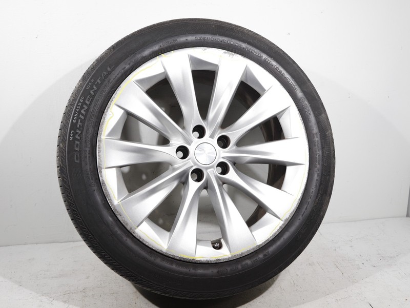 2016-2020 Tesla Model X MX Front Wheel Rim 20x9.0J + 35MM 20" 10-Spoke Assy OEM
