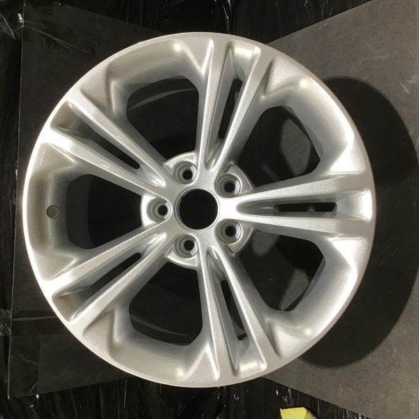 2013-2019 Ford Explorer Taurus 3922 Wheel 18 x 8 Rim Silver Painted DG1Z1007C