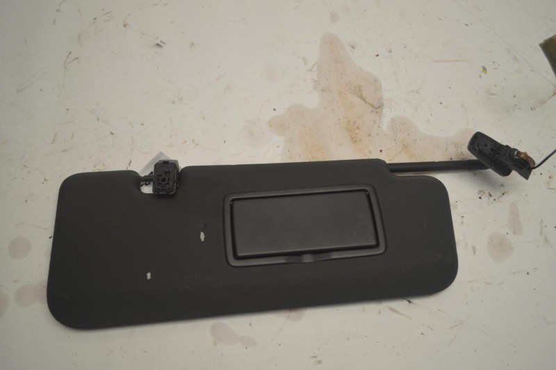 2018-2021 ALFA ROMEO STELVIO OVERHEAD RIGHT PASSENGER SIDE SUN VISOR SHADE OEM