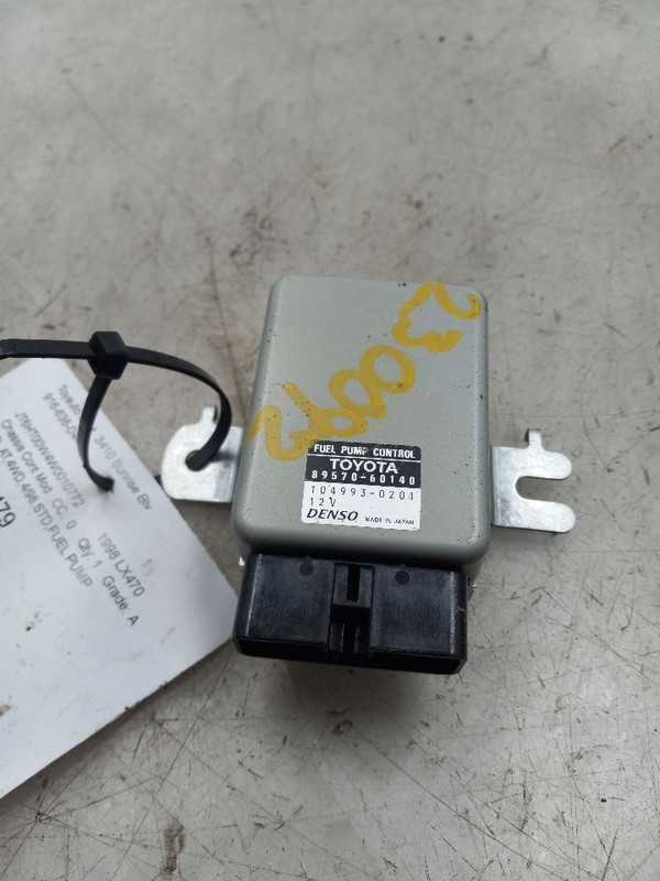 Chassis ECM Fuel Pump Fits 98-02 LEXUS LX470