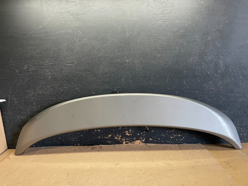 2002 to 2004 Infiniti i35 Rear Tailgate Liftgate Spoiler Wing W/ Light AA2144