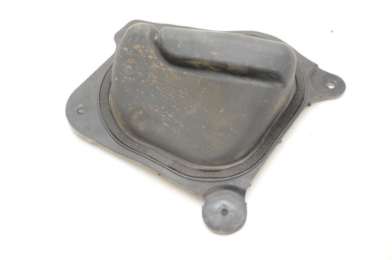 06-15 Mazda Mx-5 Miata NC Fuel Tank Gasket Filler Neck Retainer Cover