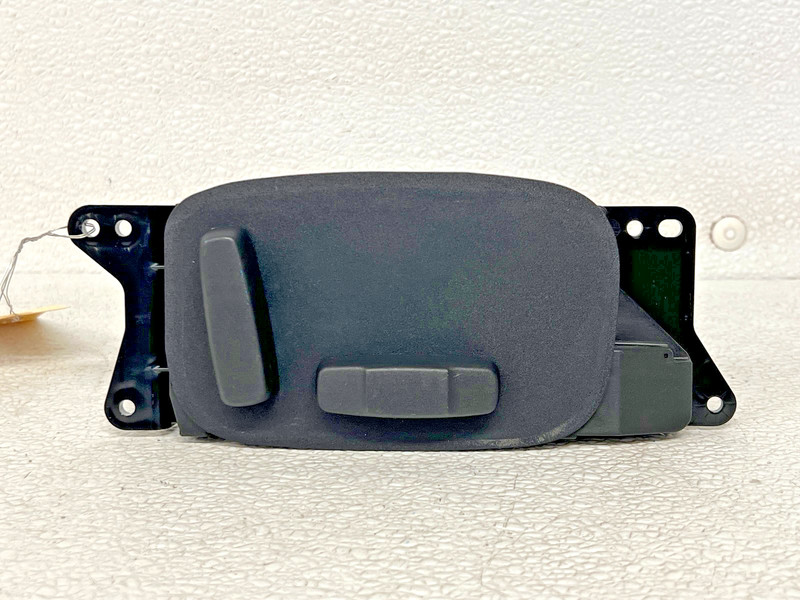 ⭐2016-2021 JAGUAR XE FRONT RIGHT PASS SEAT ADJUST CONTROL SWITCH OEM LOT2691
