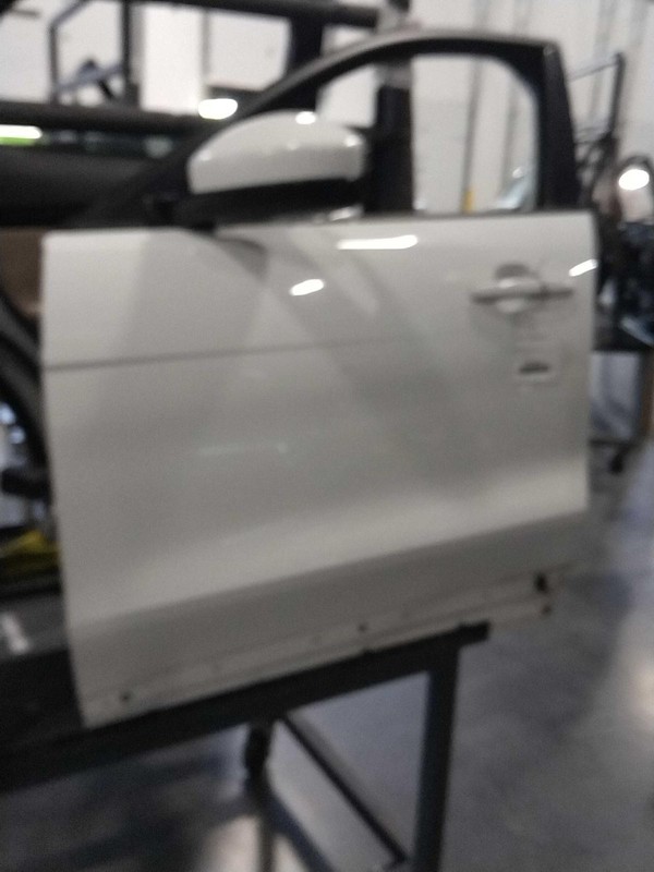 2018 Jaguar F-PACE Left Door White OEM Used 87000 Miles NJ25-17209-432230
