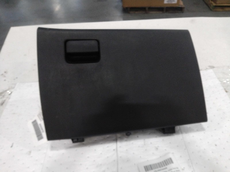2016 Mitsubishi Outlander Glove Box Silver Used OEM Part 7240472 138K Miles
