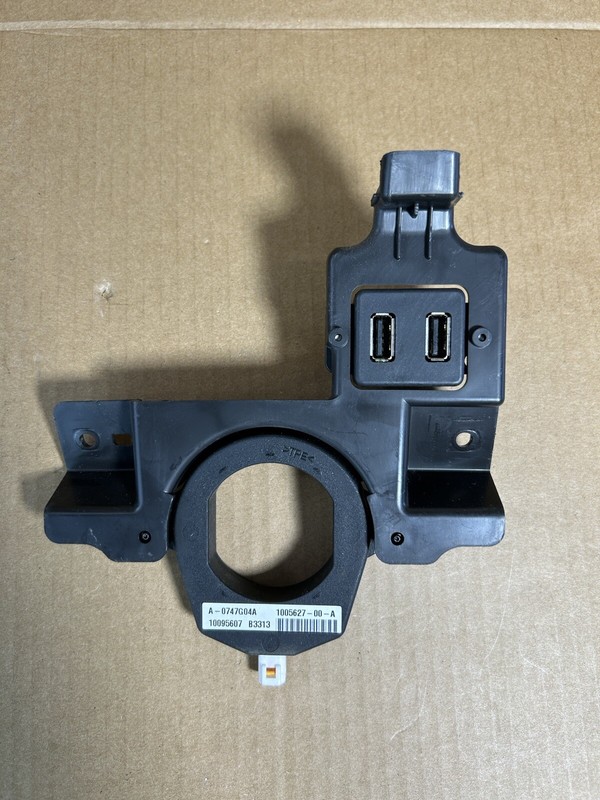 ✅ 2015 Tesla S - Console Dash Wiring Harness - OEM1005627