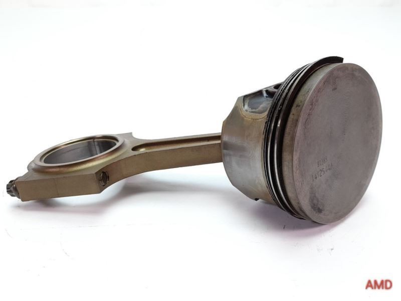 1997 BMW 540i 740i E38 E39 M62B44 Piston w Connecting Rod 91,985mm 11251742541