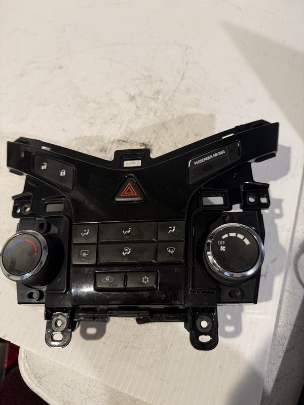 2012 CHEVROLET CRUZE AC Control 95017054