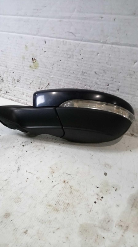 2017 Volkswagen Passat Left Door Mirror Assembly Black OEM Used 368644