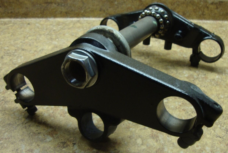 1990 Honda CBR600 F CBR 600 600F CBR600F Triple Tree Fork Clamp Mount E9
