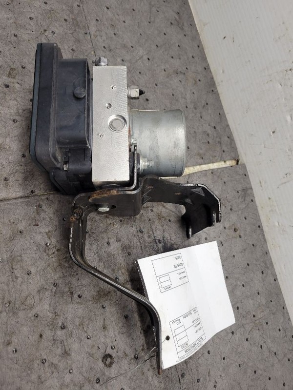 Anti-Lock Brake Part Assembly Includes Module Fits 19 CHEROKEE 1569673