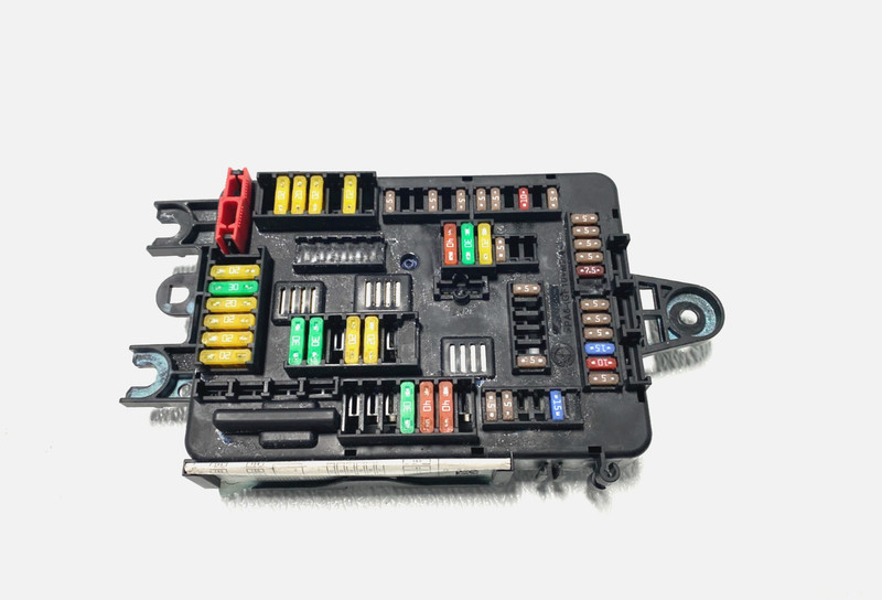 17 18 19 20 BMW F22 230i M240i TRUNK DISTRIBUTION FUSE BOX OEM #A0.08