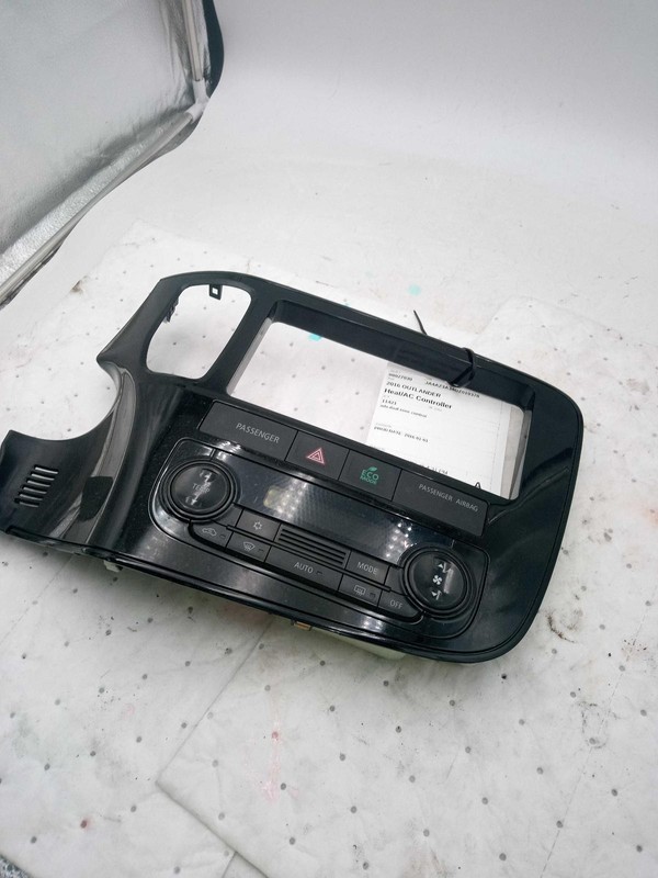 2016 Mitsubishi Outlander A/C Selector Switch OEM 7820A996XA Red 132K Miles
