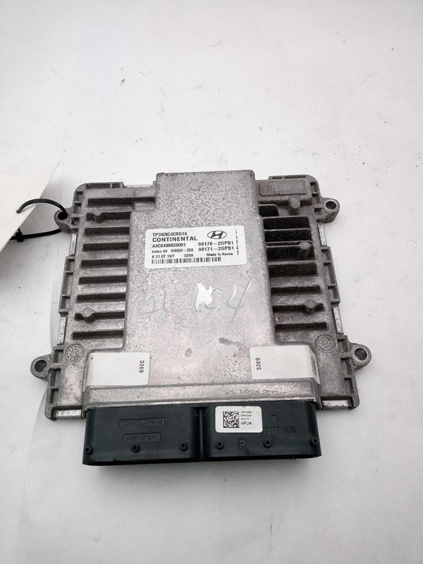 2020 Hyundai Tucson Engine Control Module ECM 2.4L OEM Used 101K Miles