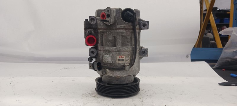 15-'19 HYUNDAI SANTA FE AC Compressor 3.3L OEM