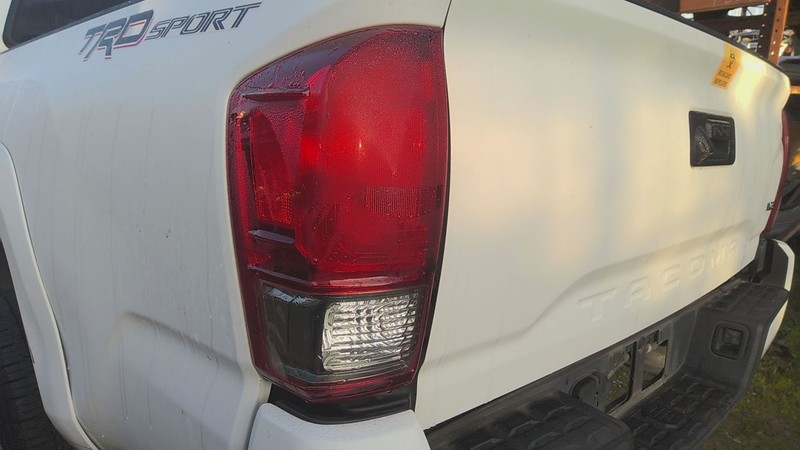 Tail Light Assembly TOYOTA TACOMA Left 16 17 18 19 20 21 22 23