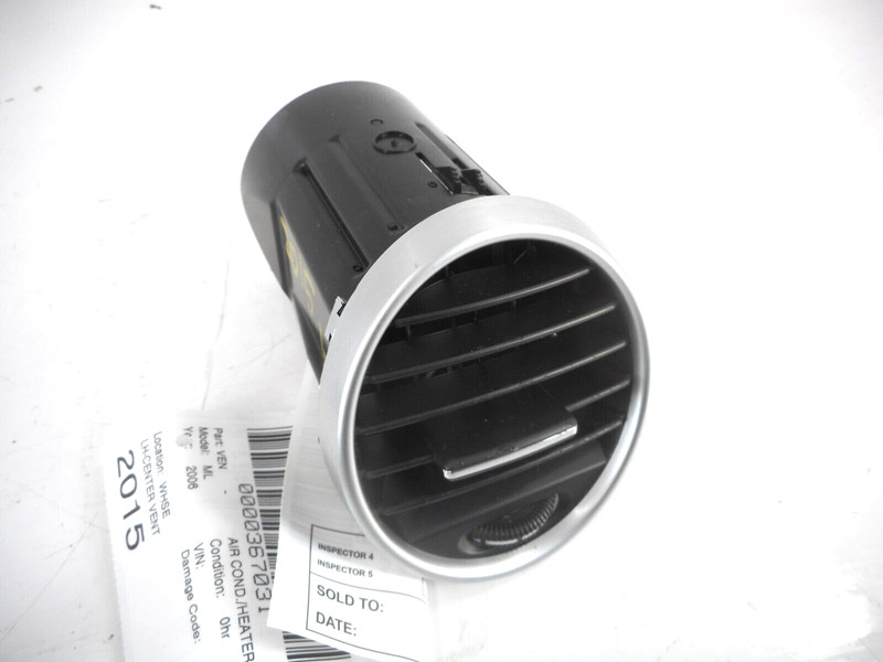 Mercedes-Benz ML500 Center Driver Left Dashboard Air Vent OEM 2006