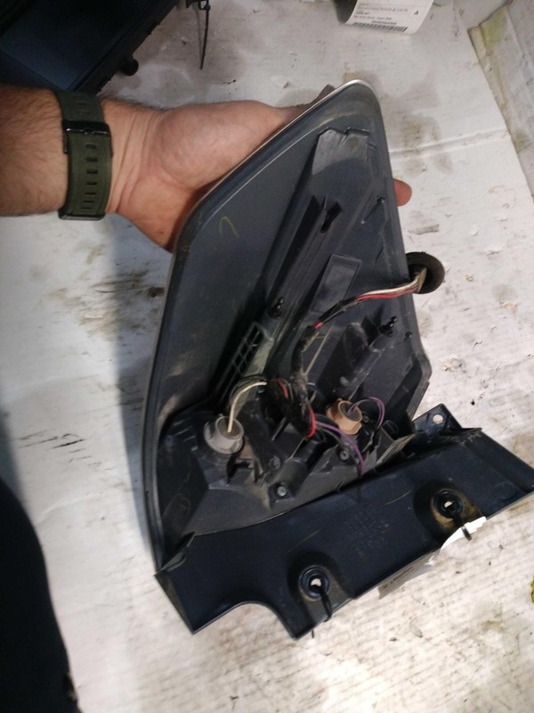 2015 Nissan Rogue Right Tail Light Assembly Grey OEM Used 145K Miles