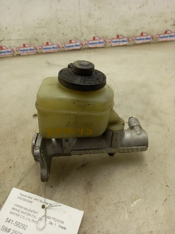 Brake Master Cylinder 4 Cylinder Regular Cab Fits 89-94 TOYOTA PICKUP 577522