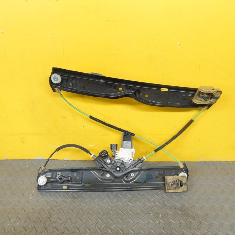 2017-2020 JAGUAR F-PACE Right Rear Door Window Regulator & Motor Oem Hk8327000ad