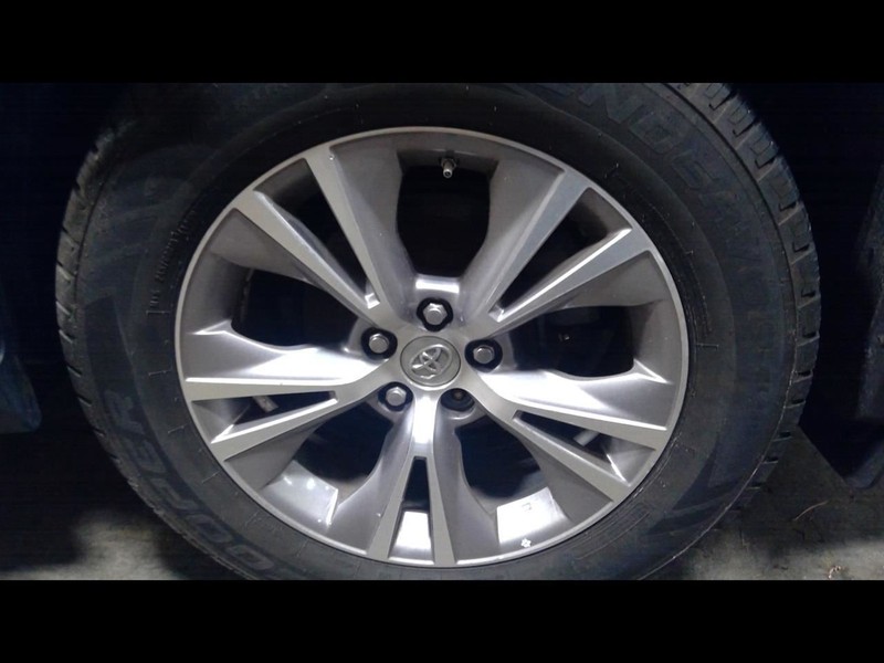 Rim Wheel 18x7-1/2 Alloy 10 Raised 5 V Spoke Fits 14-19 HIGHLANDER 1702103